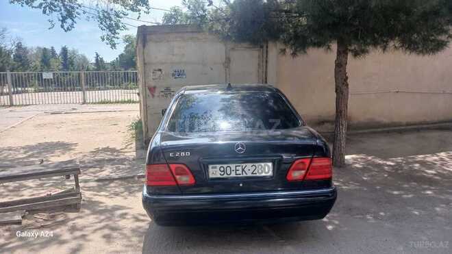 Mercedes E 280-4
