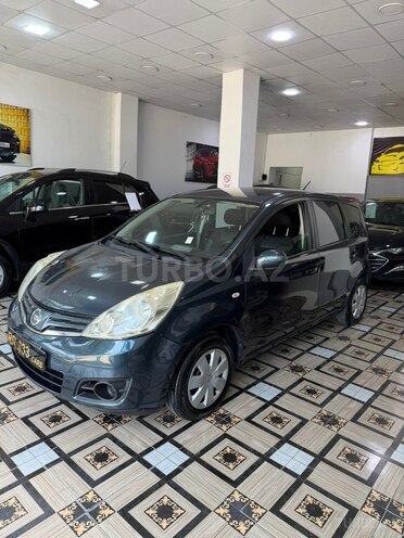 Nissan Note-4