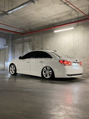 Chevrolet Cruze-5