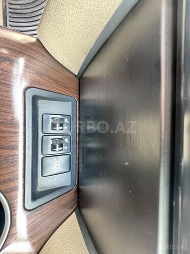 Toyota Camry-17