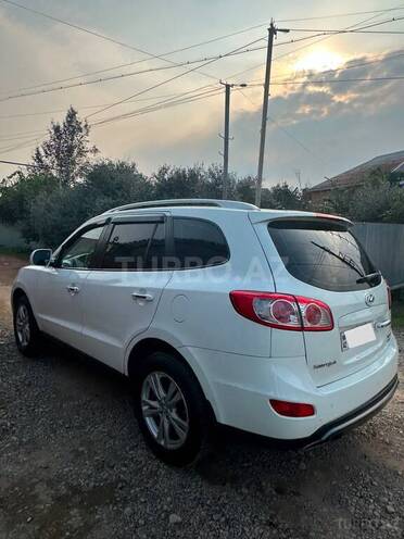 Hyundai Santa Fe-4