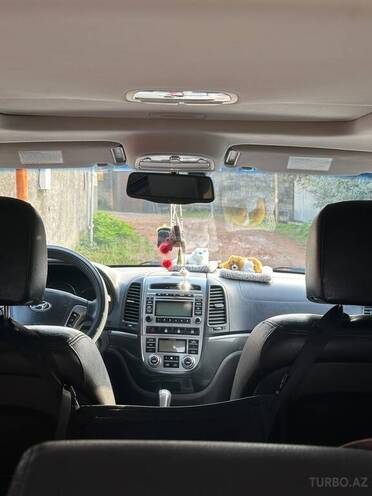 Hyundai Santa Fe-6