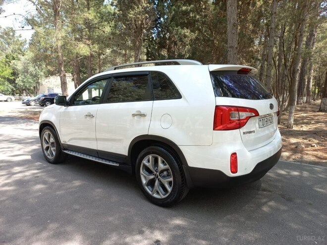 Kia Sorento-7