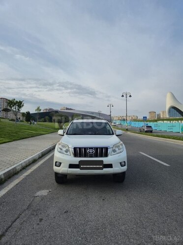 Toyota Land Cruiser Prado-1