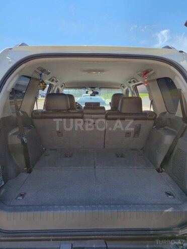 Toyota Land Cruiser Prado-16