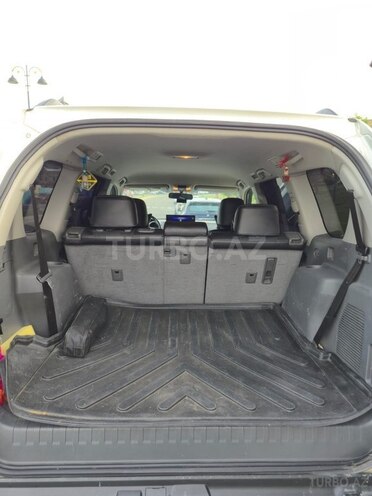 Toyota Land Cruiser Prado-13