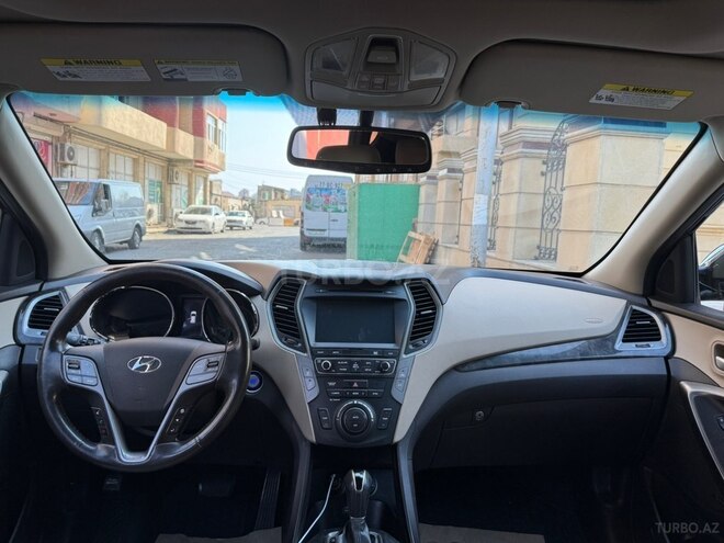 Hyundai Santa Fe-6