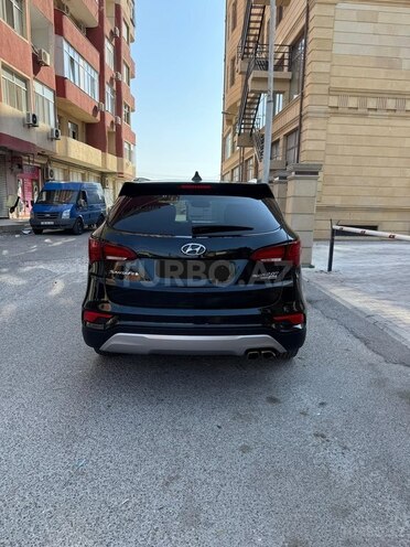 Hyundai Santa Fe-5
