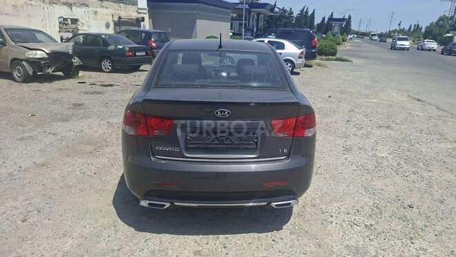 Kia Cerato-9