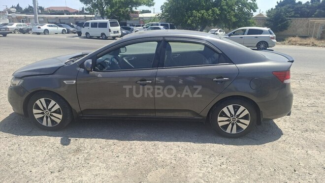 Kia Cerato-11