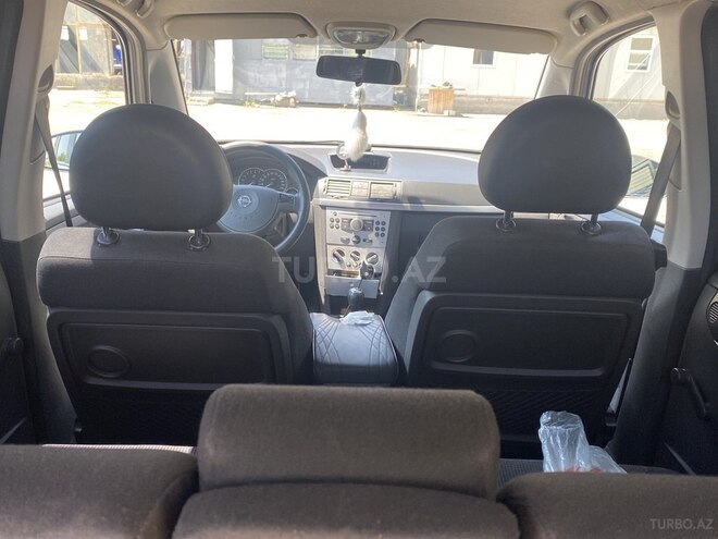 Opel Meriva-6