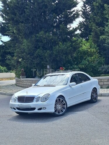 Mercedes E 220-5