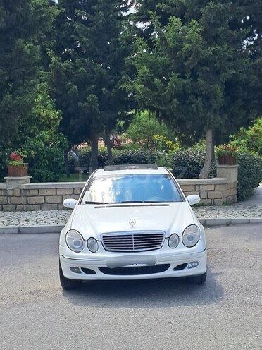 Mercedes E 220-8
