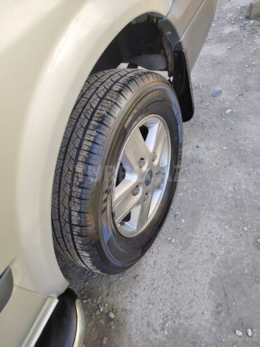 Ford Transit-9