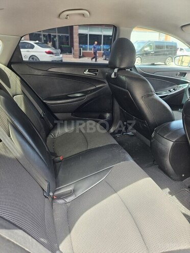 Hyundai Sonata-7