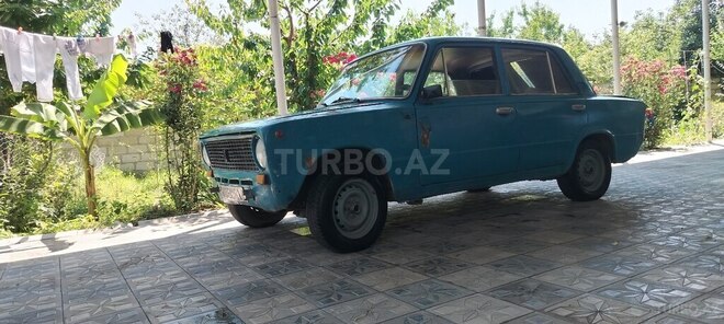 LADA (VAZ) 21011-3