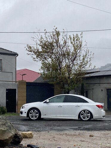 Chevrolet Cruze-10