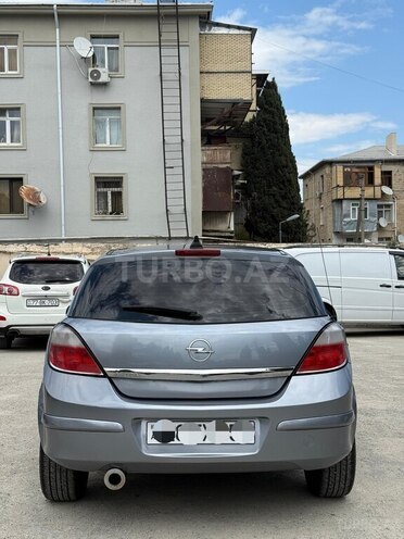 Opel Astra-2