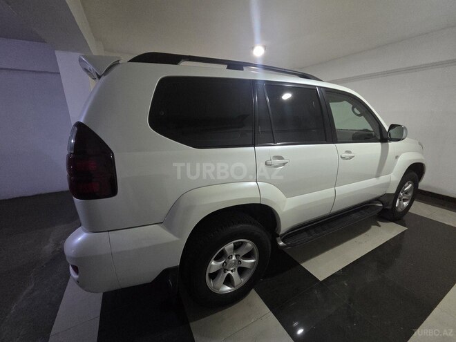Toyota Land Cruiser Prado-11