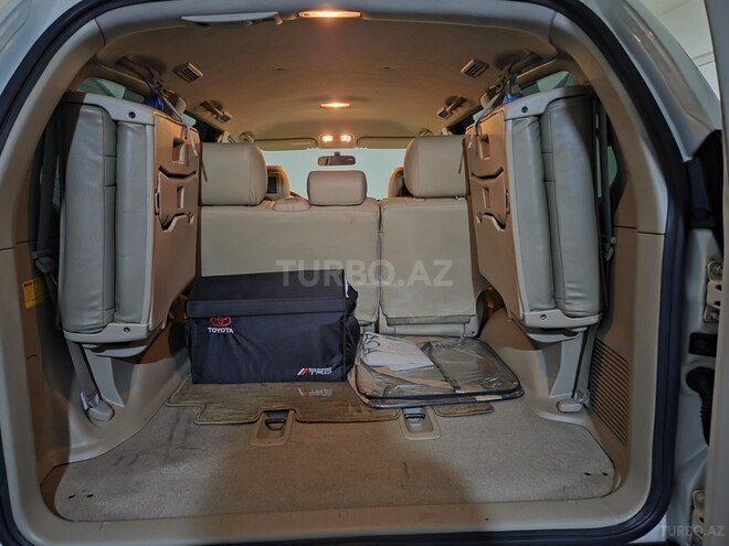 Toyota Land Cruiser Prado-16