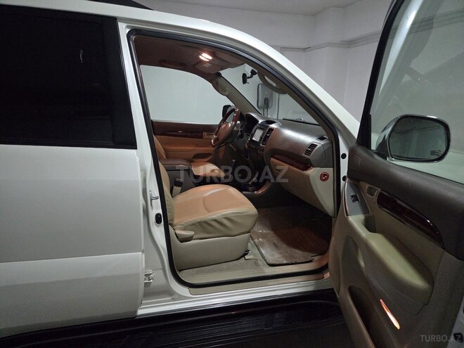 Toyota Land Cruiser Prado-14