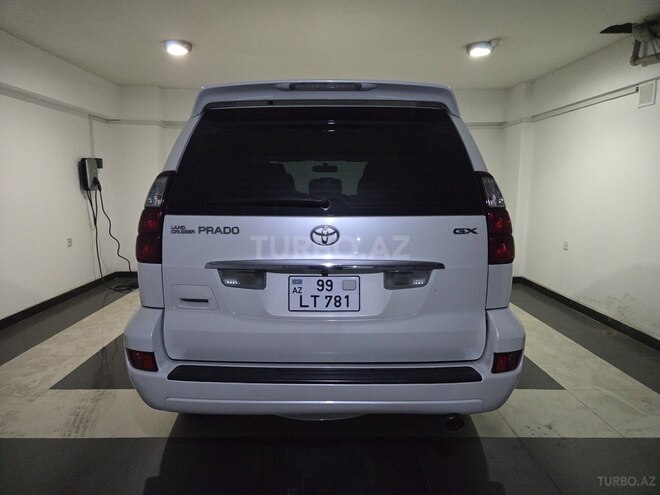 Toyota Land Cruiser Prado-6