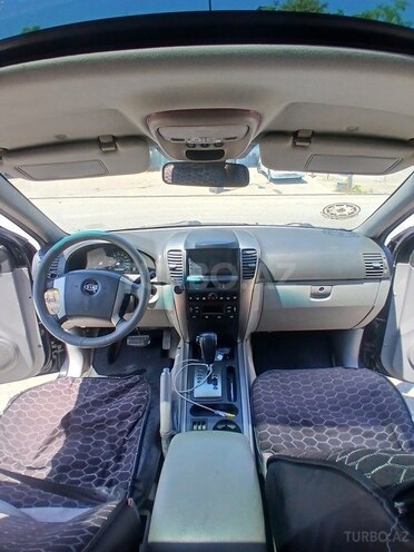 Kia Sorento-11
