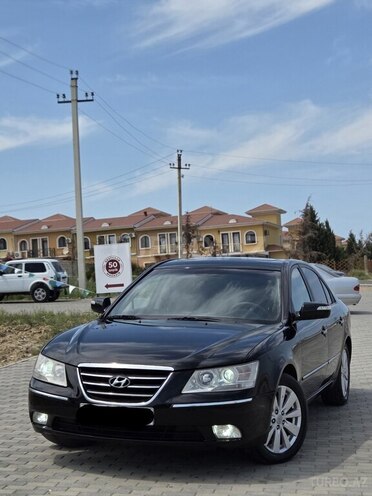 Hyundai Sonata-1