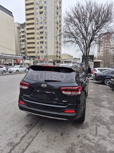 Kia Sorento-13