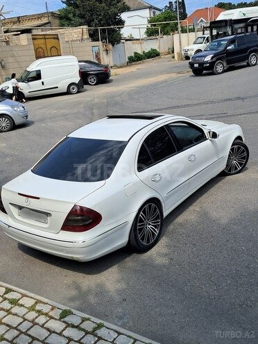Mercedes E 220-15