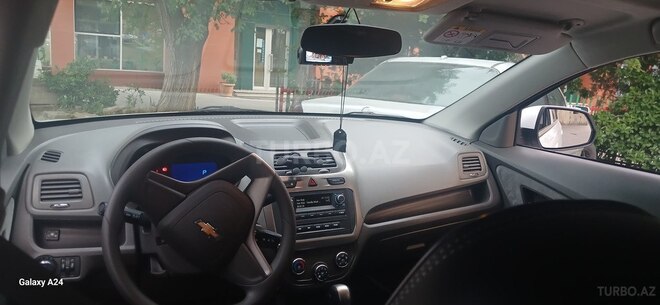 Chevrolet Cobalt-8