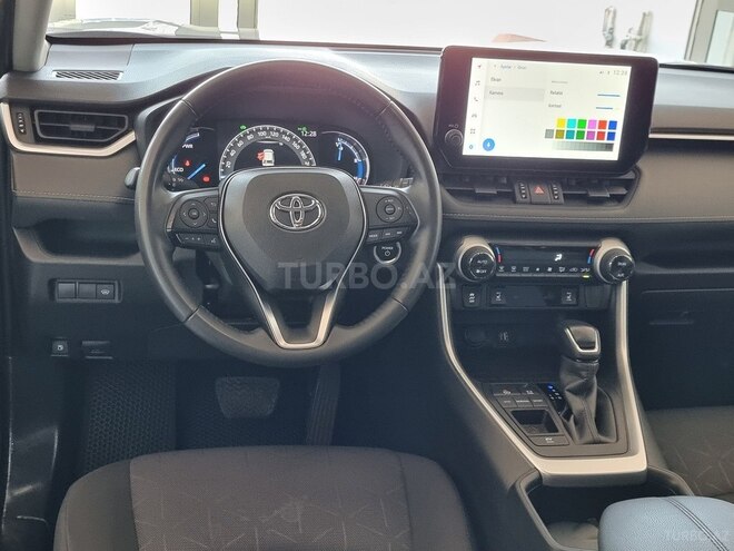 Toyota RAV4-24