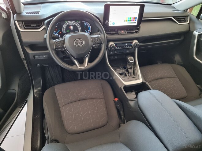 Toyota RAV4-20