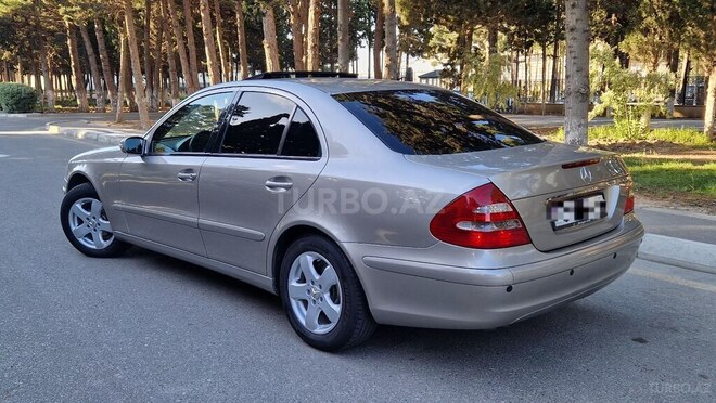 Mercedes E 220-5