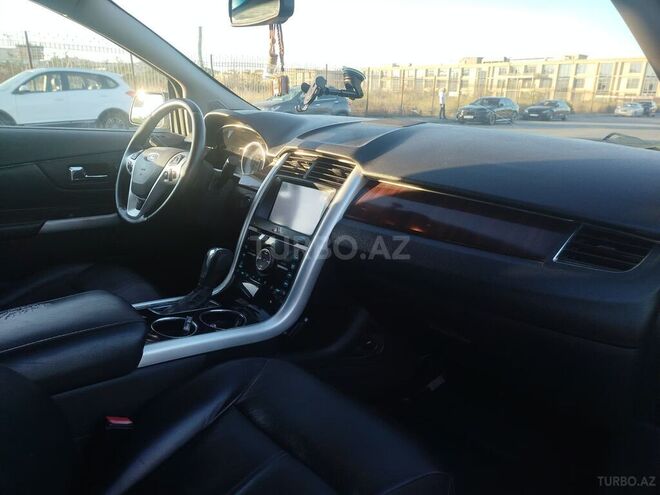 Ford Edge-8