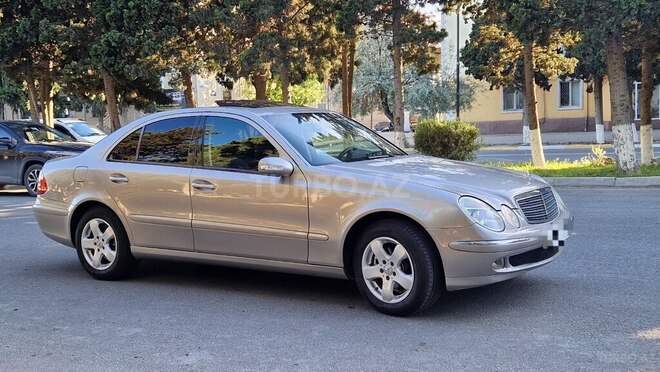 Mercedes E 220-9