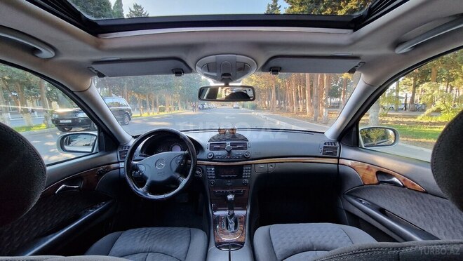 Mercedes E 220-14