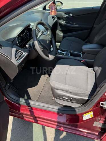 Chevrolet Cruze-8