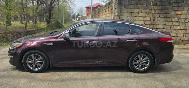 Kia Optima-3