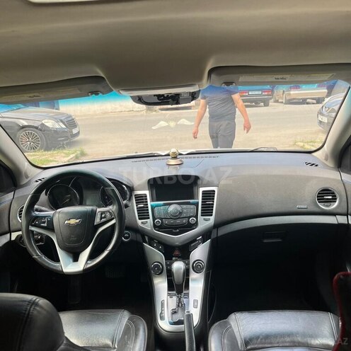 Chevrolet Cruze-8
