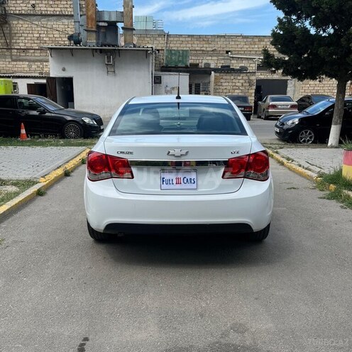 Chevrolet Cruze-4