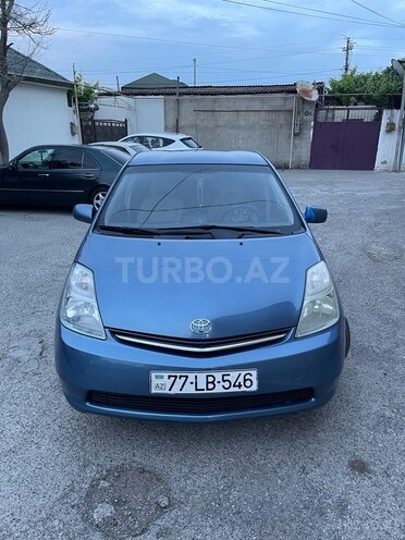 Toyota Prius-2