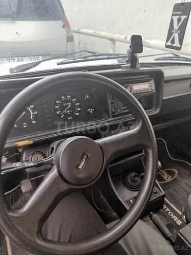 LADA (VAZ) 2107-4