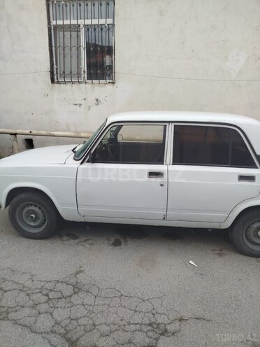 LADA (VAZ) 2107-5