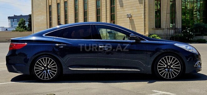 Hyundai Grandeur-3