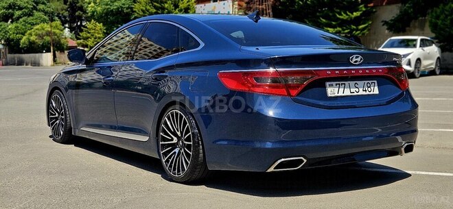 Hyundai Grandeur-8