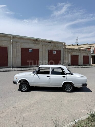 LADA (VAZ) 2107-4