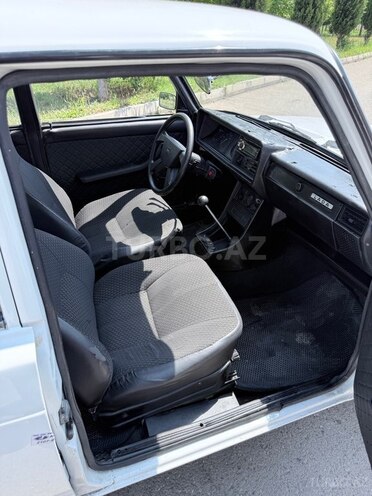 LADA (VAZ) 2107-10