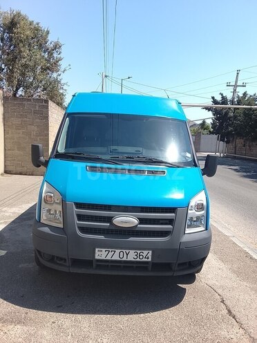 Ford Transit-1