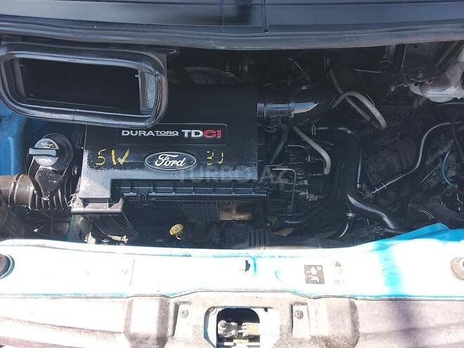 Ford Transit-7